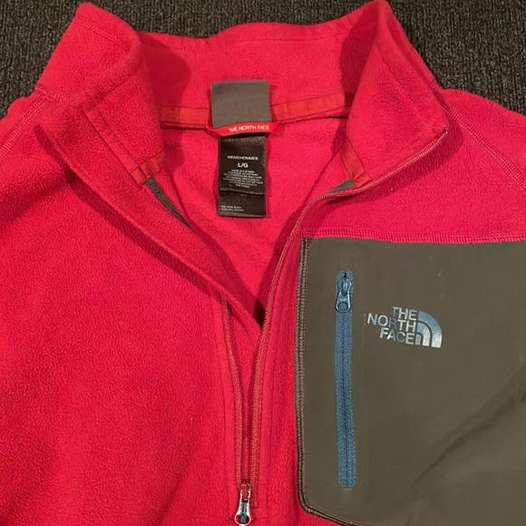 Northface Quarter Zip - Mens L, Reddish Color, Fleece Material, Mint Condish - Picture 2 of 2
